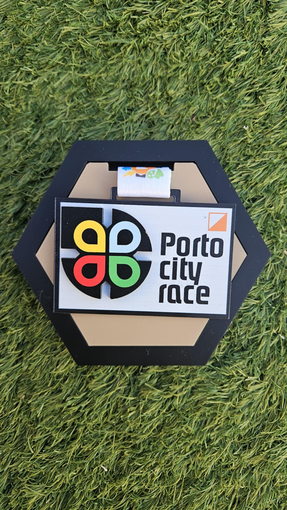 Suporte de Parede Hexagonal para Medalhas