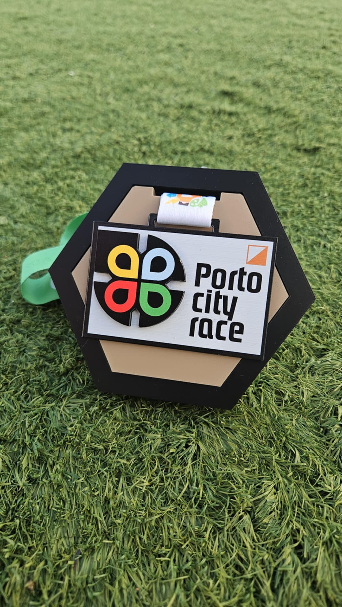 Suporte de Parede Hexagonal para Medalhas