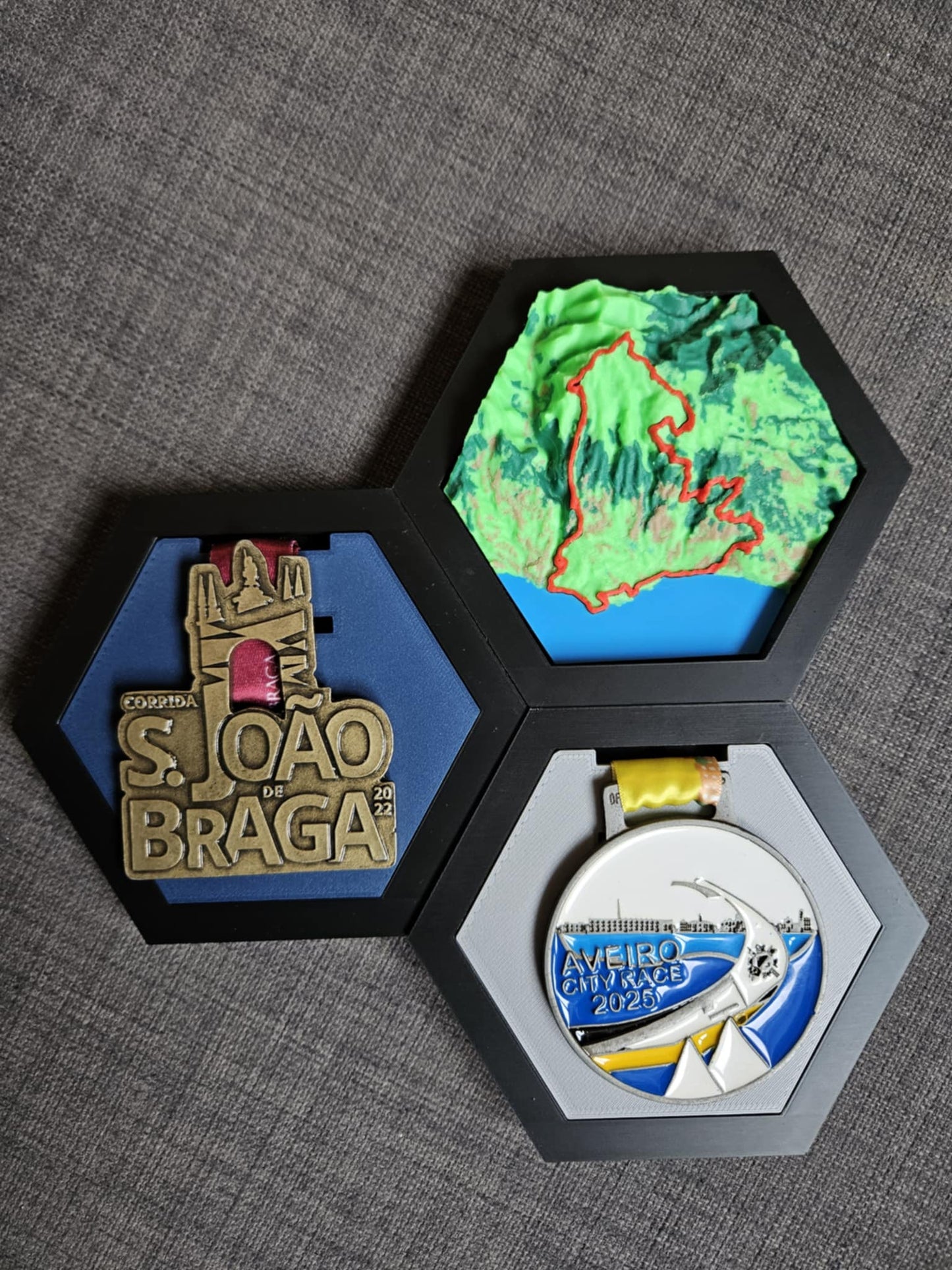 Suporte de Parede Hexagonal para Medalhas